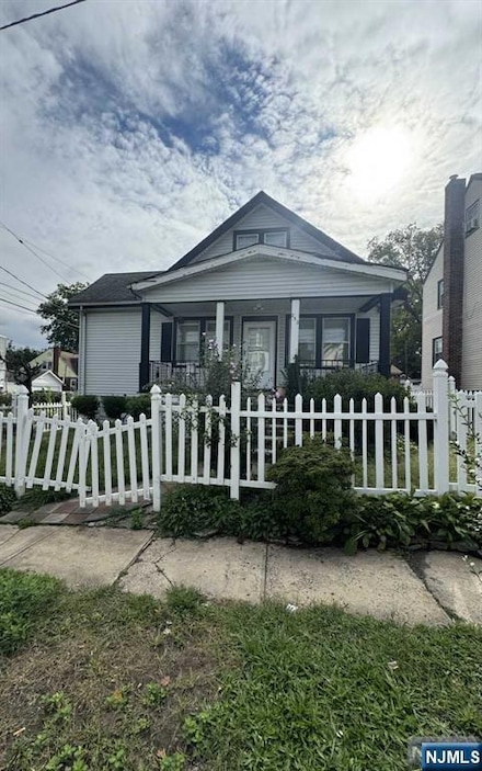 252 Keer Ave, Newark, NJ 07112