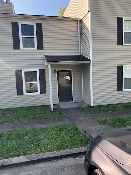 102 Kingsbury Ct Unit c, Clarksville, TN 37040