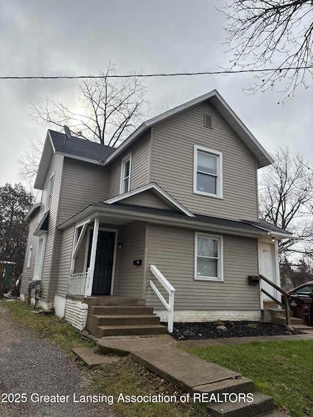 207 S 8th St, Lansing, MI 48912