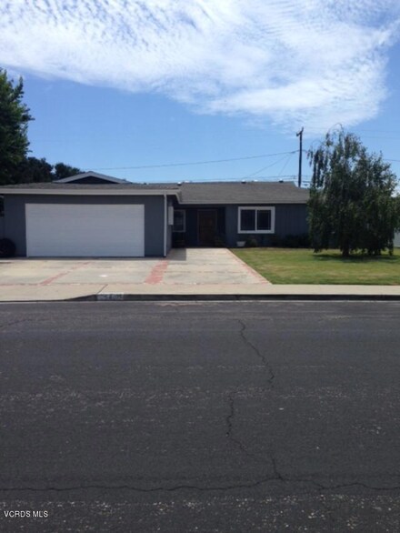 540 Hazelwood Dr, Oxnard, CA 93030