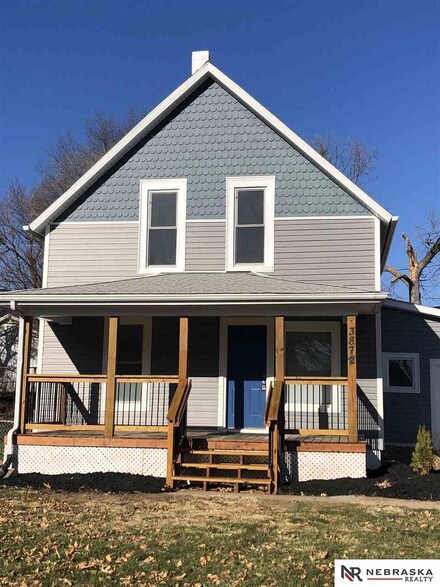 3872 Gordon St, Omaha, NE 68105