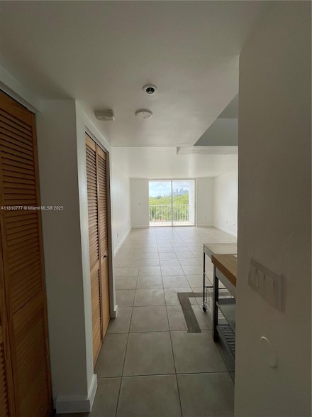 700 NE 63rd St Unit D606, Miami, FL 33138