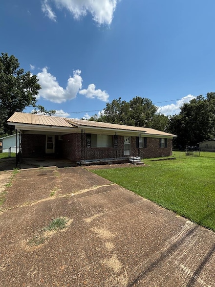 124 Garden View Dr, Senatobia, MS 38668