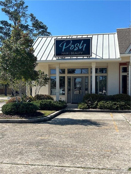 3999 Pontchartrain Dr, Slidell, LA 70458