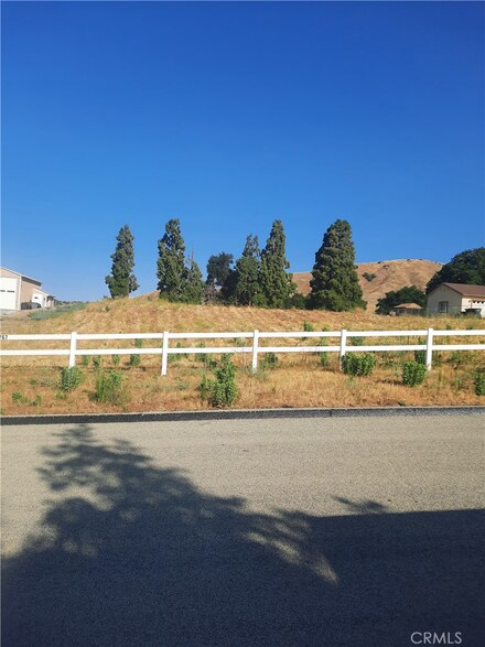 8767 Peach Summit Dr, Banning, CA 92220