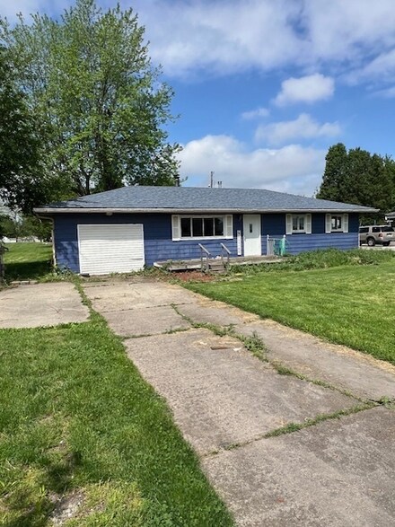 1538 S Banner Ave, Indianapolis, IN 46241