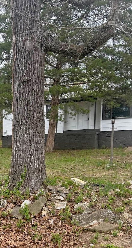 50 Chickasaw Dr, Cherokee Village, AR 72529