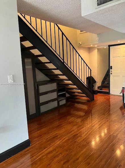 9351 Fontainebleau Blvd Unit B206, Miami, FL 33172
