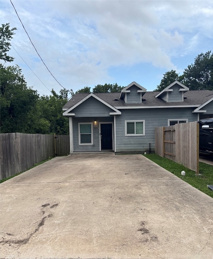 9834 Pelsey St Unit A St, Houston, TX 77029