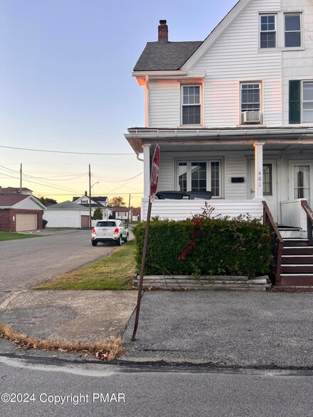 401 Thirwell Ave, Hazleton, PA 18201