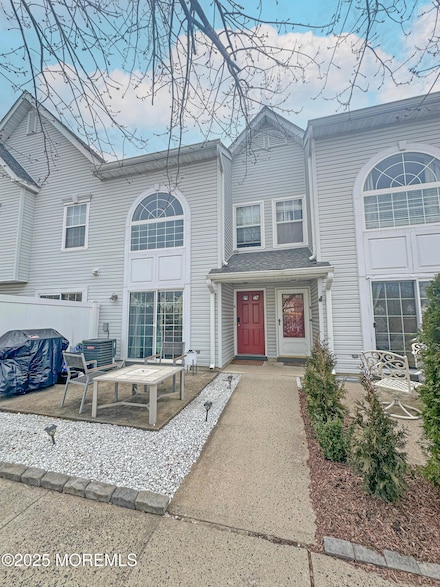 6 Madison Ct Unit 92, Tinton Falls, NJ 07712