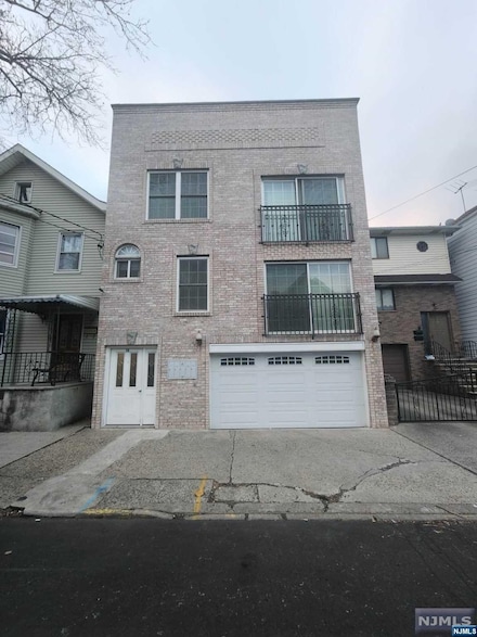 13 S 3rd St Unit 2R, Harrison, NJ 07029