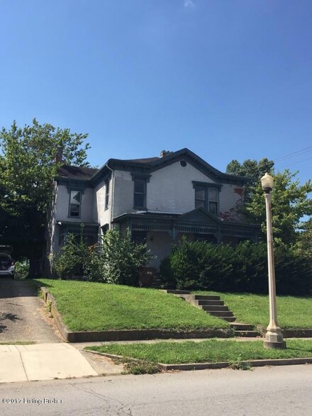 402 Highland Ave, Carrollton, KY 41008