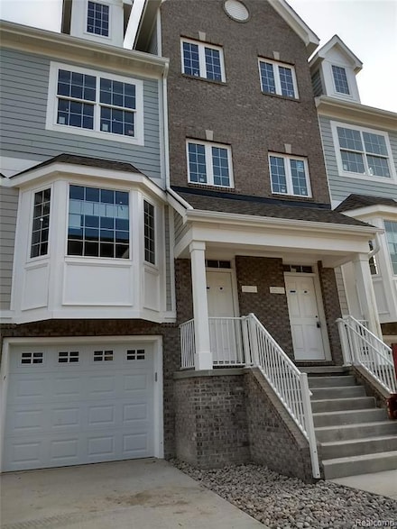 2564 W Towne St, Ann Arbor, MI 48103