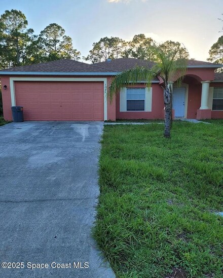 3266 Weyburn Ave SE, Palm Bay, FL 32909