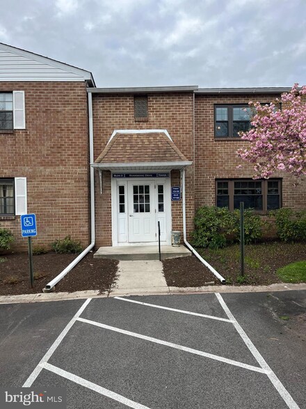 115 Riversedge Dr Unit CONDO 115, Norristown, PA 19403