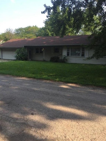 107 W 13th St, Pleasanton, KS 66075