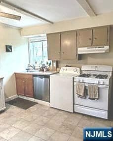 15 Cross Ave Unit 2, Midland Park, NJ 07432