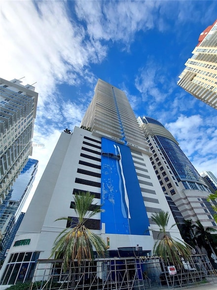 1200 Brickell Bay Dr Unit 3708, Miami, FL 33131