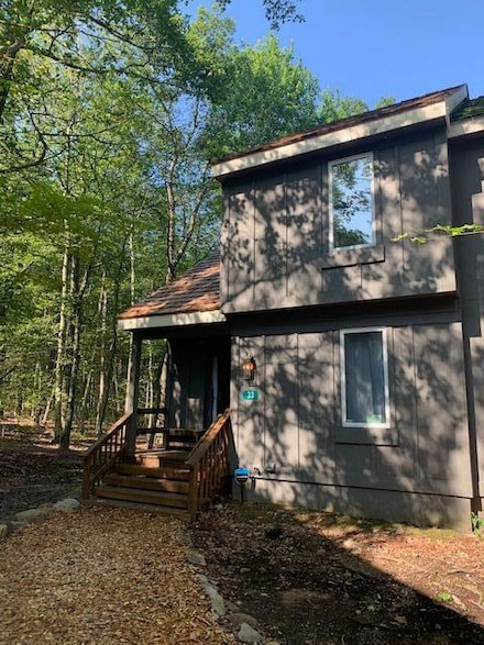 33 Elevator, Lake Harmony, PA 18624