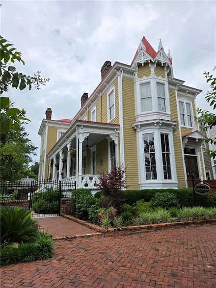 222 E Gwinnett St, Savannah, GA 31401