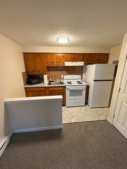 2 Grand Ave Unit 7, Nashua, NH 03060