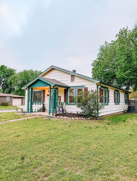 1129 N Smith St, Wichita, KS 67212