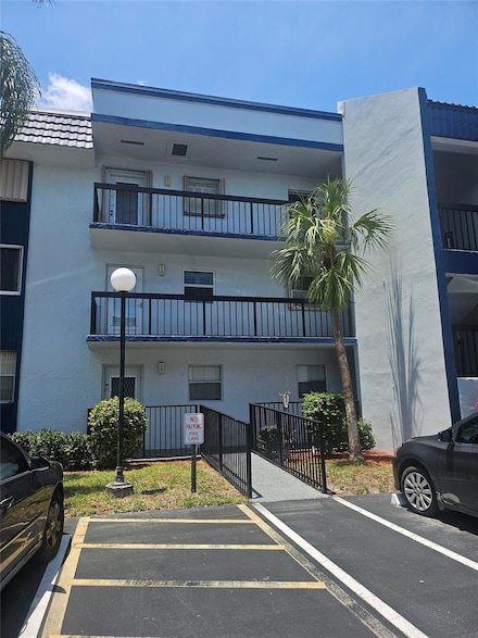 3100 Holiday Springs Blvd Unit 111, Margate, FL 33063