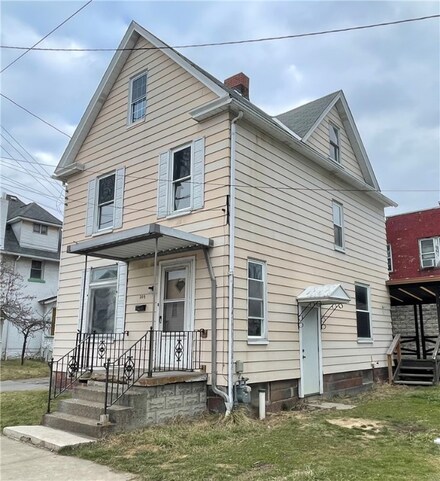209 N Chestnut St, Butler, PA 16001