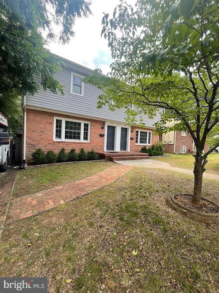 1210 Payne St, Fredericksburg, VA 22401