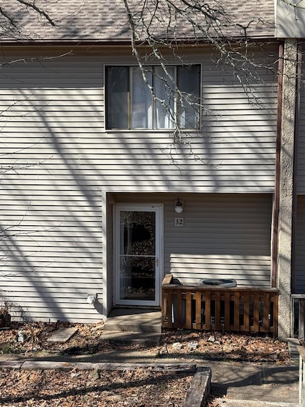104 Chelsea Dr, Fairfield Bay, AR 72088
