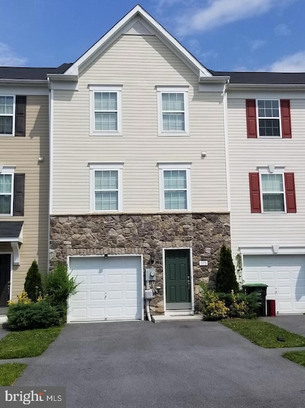 171 Natural, Martinsburg, WV 25404