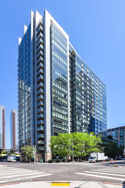 1155 S Grand Ave Unit 311, Los Angeles, CA 90015