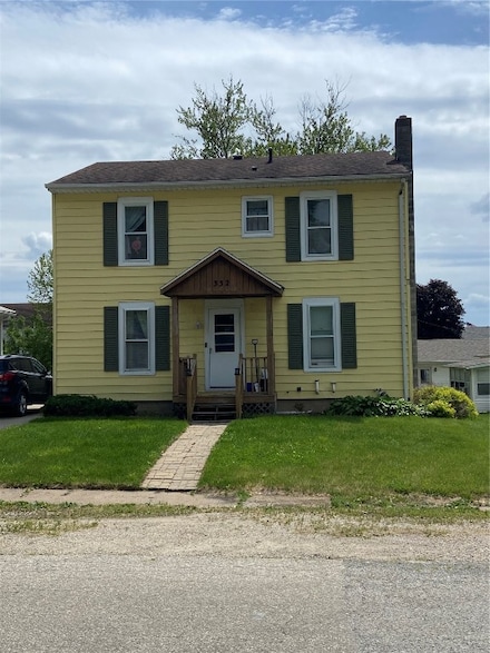 332 2nd St, Atkins, IA 52206