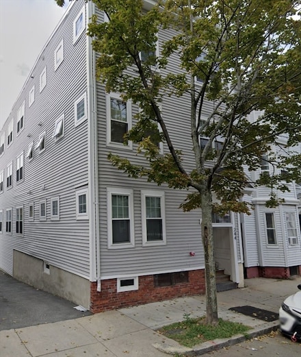 244 Paris St Unit 1, Boston, MA 02128