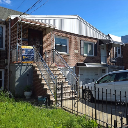 2864 Philip Ave, Bronx, NY 10465