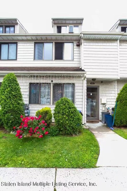 291 Signs Rd Unit E, Staten Island, NY 10314