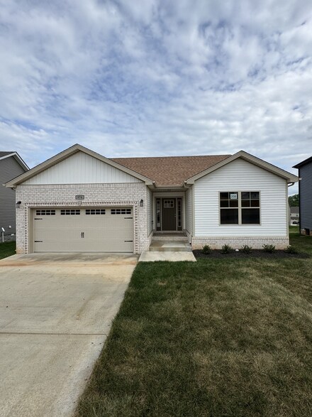 208 Cardinal Creek, Clarksville, TN 37040