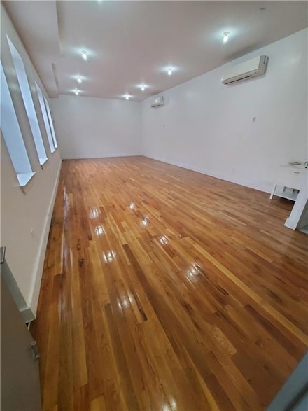 1383 44th St, Brooklyn, NY 11219