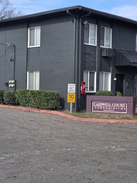 550 Harding Place Unit E119, Nashville, TN 37211