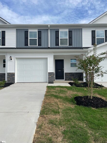 116 Cillian St, Fountain Inn, SC 29644