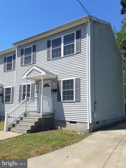 604 A West St, Laurel, DE 19956