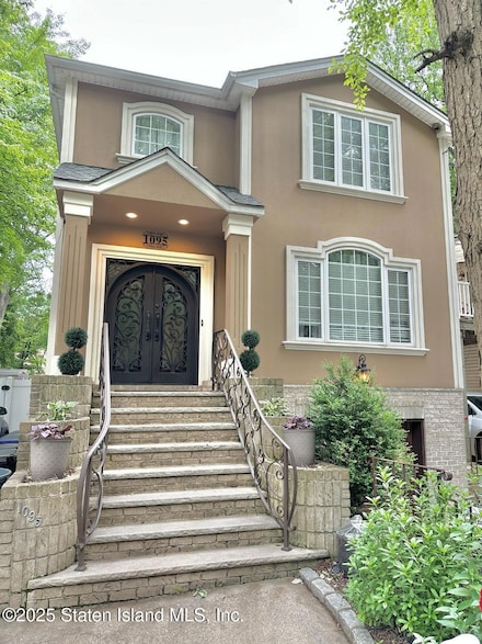 1095 Huguenot Ave, Staten Island, NY 10312