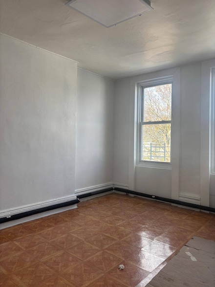 88-13 Jamaica Ave Unit 2, Woodhaven, NY 11421
