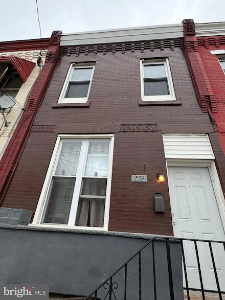 2537 W Montgomery Ave, Philadelphia, PA 19121