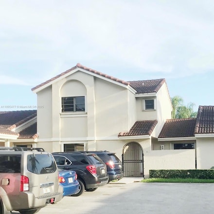 6024 NW 172nd Terrace Cir, Hialeah, FL 33015