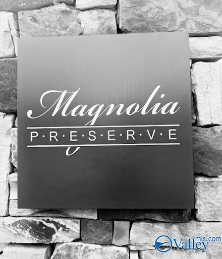 604 Magnolia Place Ln SW, Hartselle, AL 35640