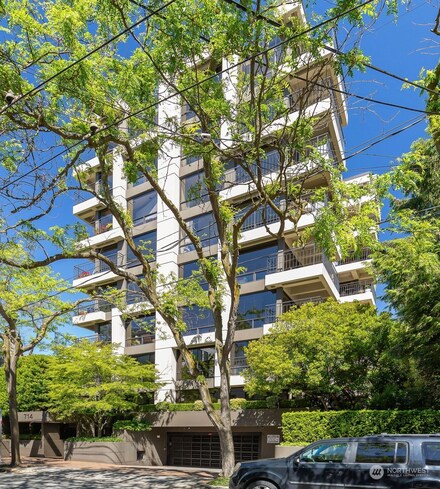 714 Bellevue Ave E Unit 803, Seattle, WA 98102