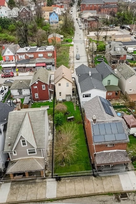 213 Fleet St, Braddock, PA 15104