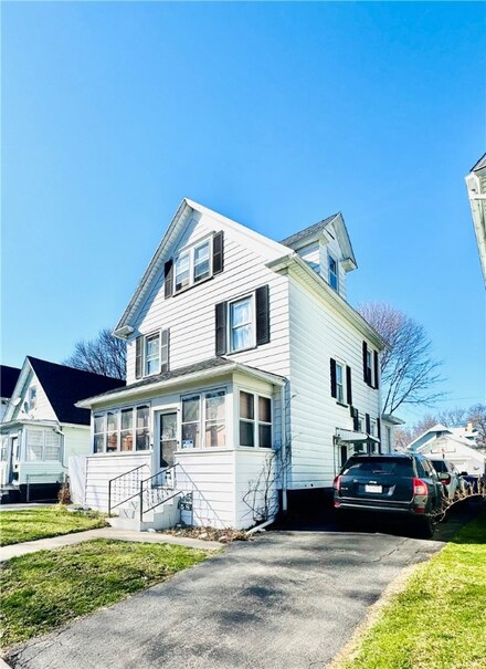 58 Saint Jacob St, Rochester, NY 14621